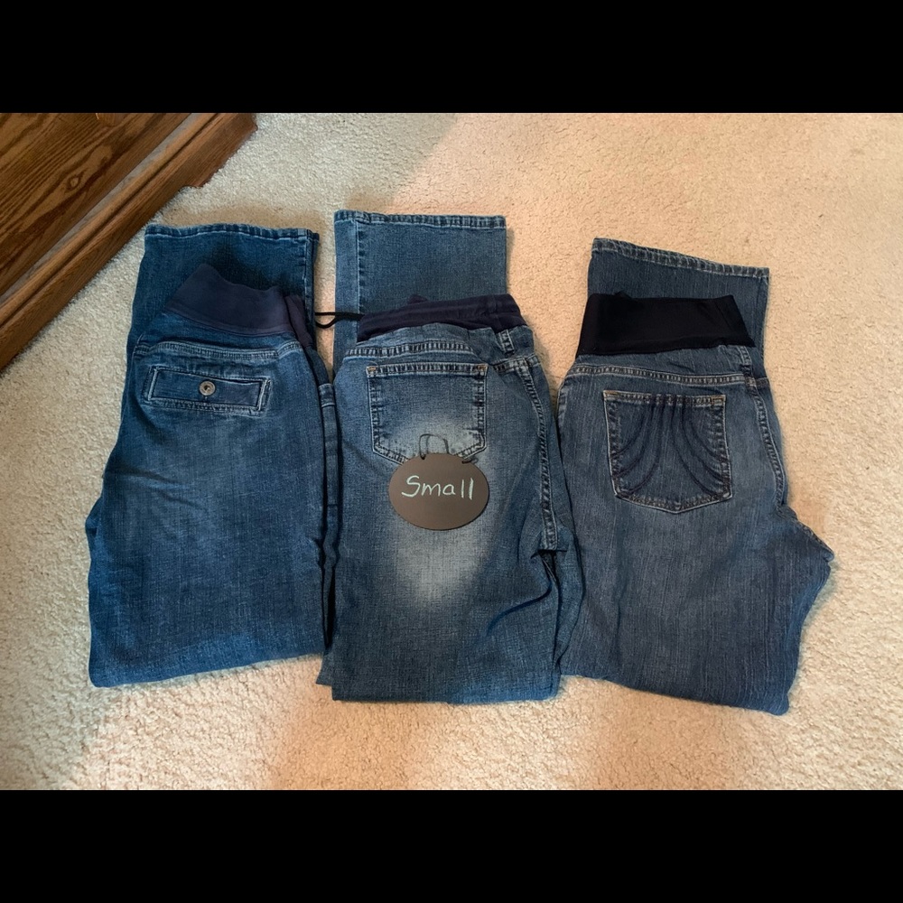 Small and medium maternity jeans
